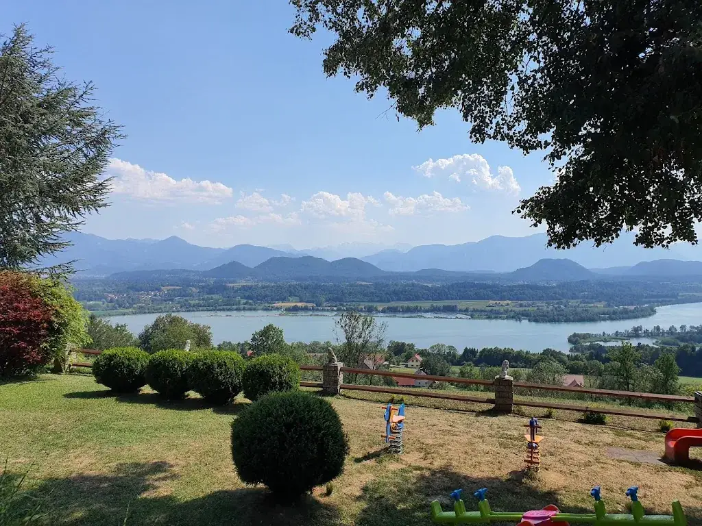 Octav Iosif_Gasthof Karawankenblick Völkermarkt_Völkermarkt District_recensione