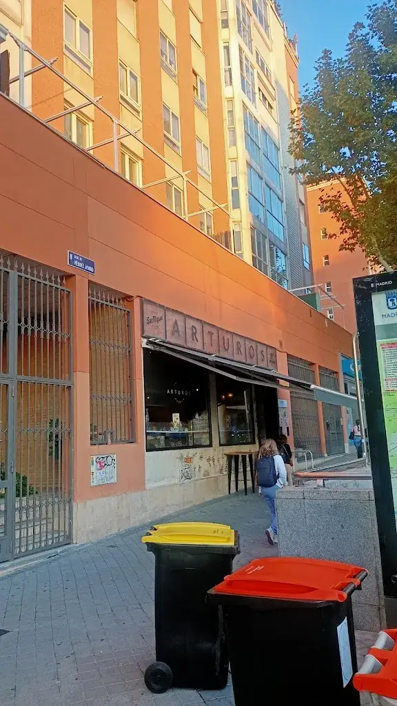 Shamsun Nahar_Arturo's Méndez Álvaro_St. Urban_avis