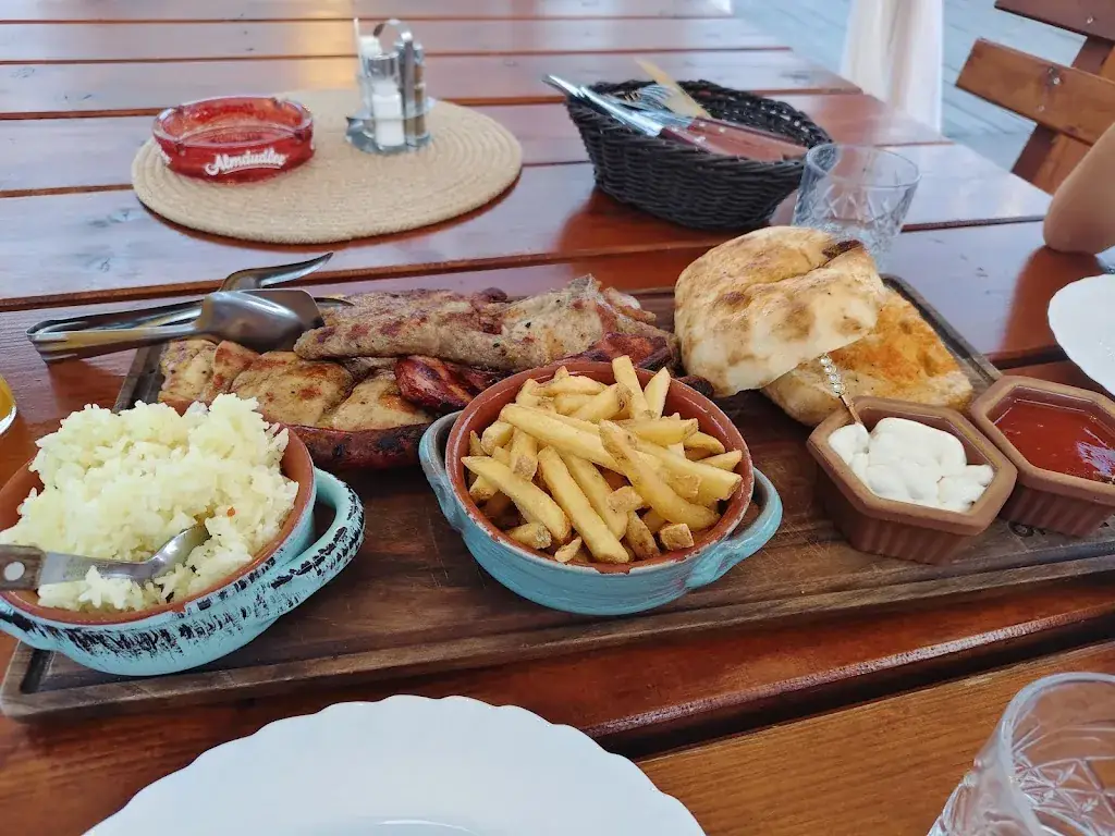 Ethno Restaurant_Eisenstadt Stadt_slider_image_3