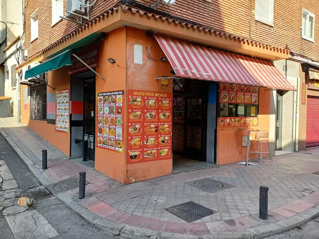 Miguel_Urban doner kebab and indian food_St. Urban_avis