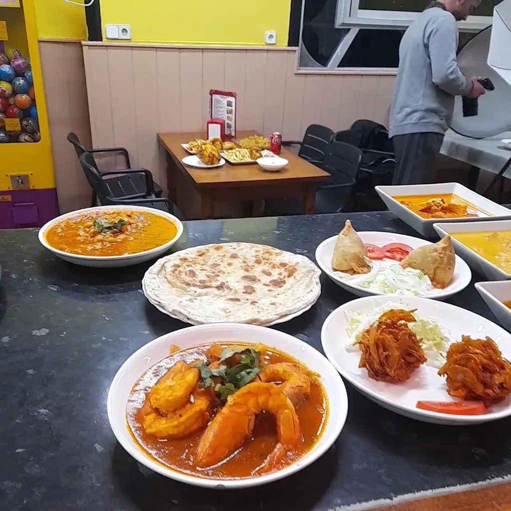 Urban doner kebab and indian food_St. Urban_slider_image_2