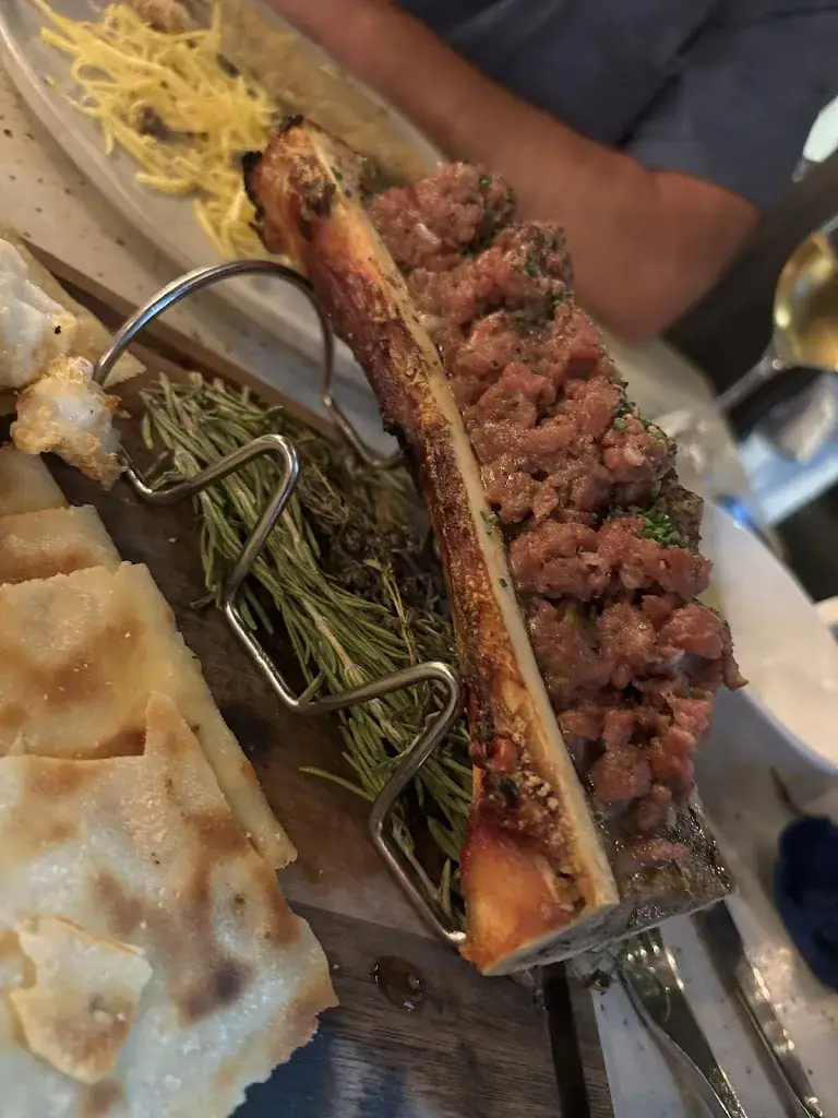 Valkiria Duran-Narucki_11 Nudos Madrid_St. Urban_avis