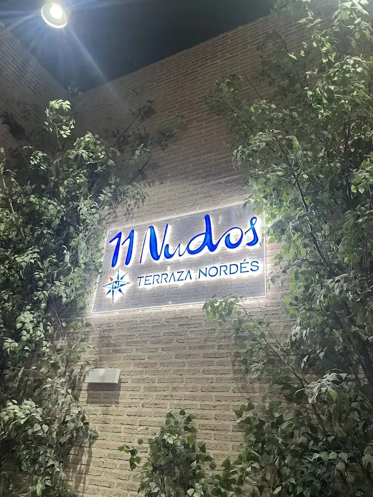 Villa Fontelunga_11 Nudos Madrid_St. Urban_avis