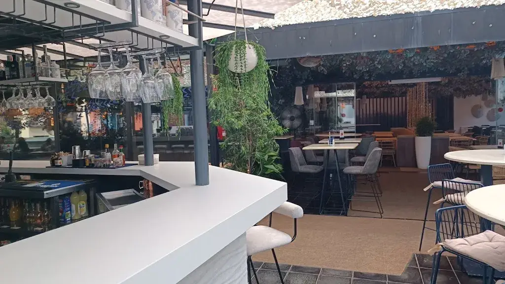 11 Nudos Madrid_St. Urban_slider_image_3