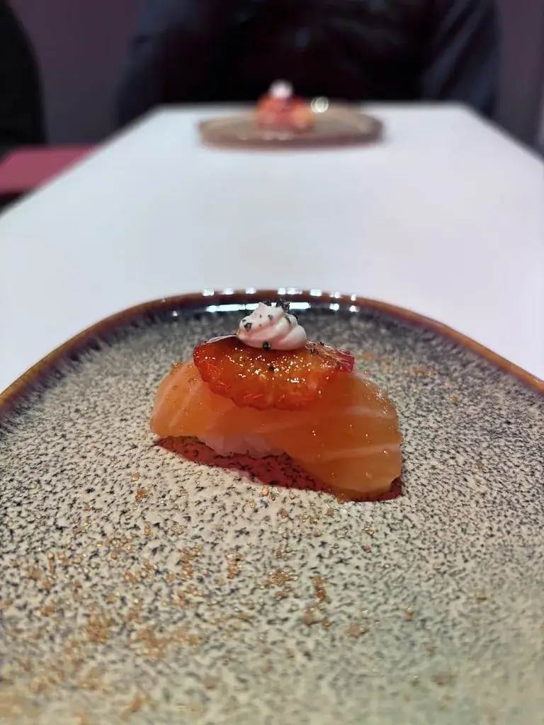 Érika Okubo_Santoku La Mesa_St. Urban_avis