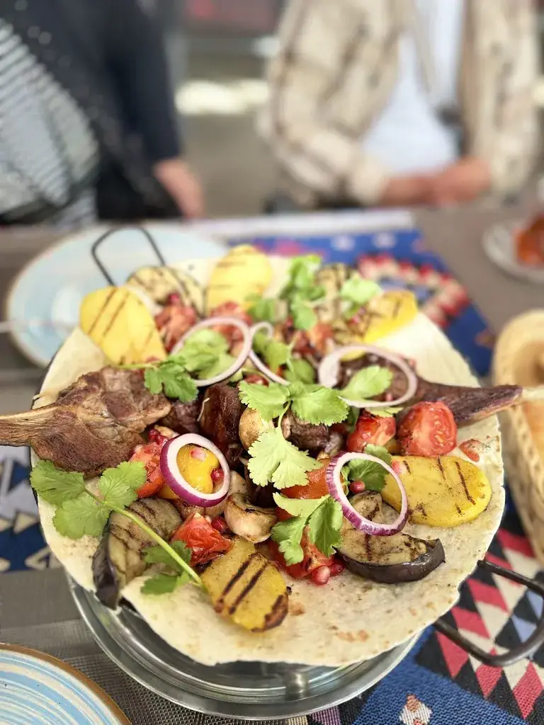 Azeri Gizi_Granat Restaurant am Weißensee_Weißensee_recensione