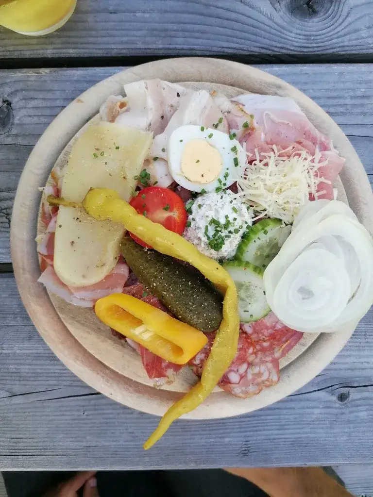 Melissa H._Buschenschank Hanebauer_Weitensfeld_recensione