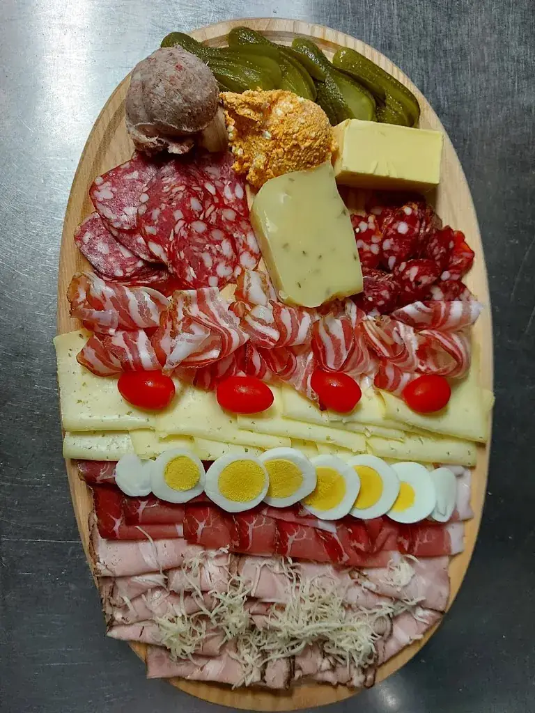 Saloon Weitensfeld restaurant à Weitensfeld