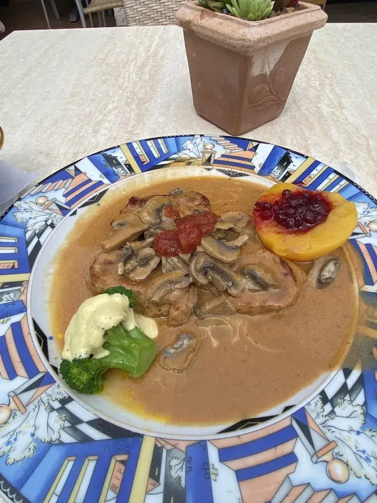 Cora Sutherland_Landgasthof Linde Weißenstein_Weißenstein_avis