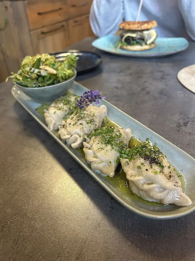 Lisa Aoyama Rytman_Kostbar Winklern_Winklern_review