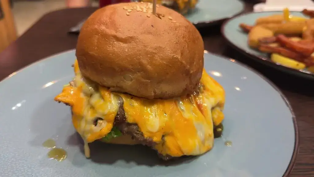 scarlett penfold_Baba's Diner - American Burger Eisenstadt_Eisenstadt_review