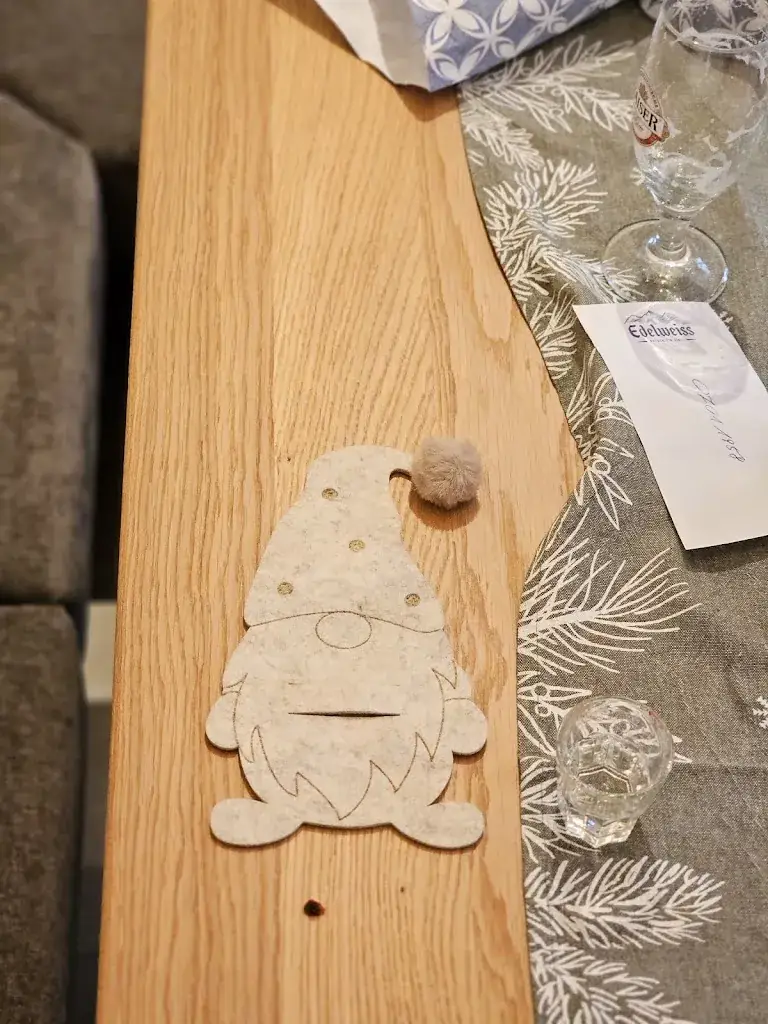 Ross Chan_Restaurant Domingo_Aggsbach_avis