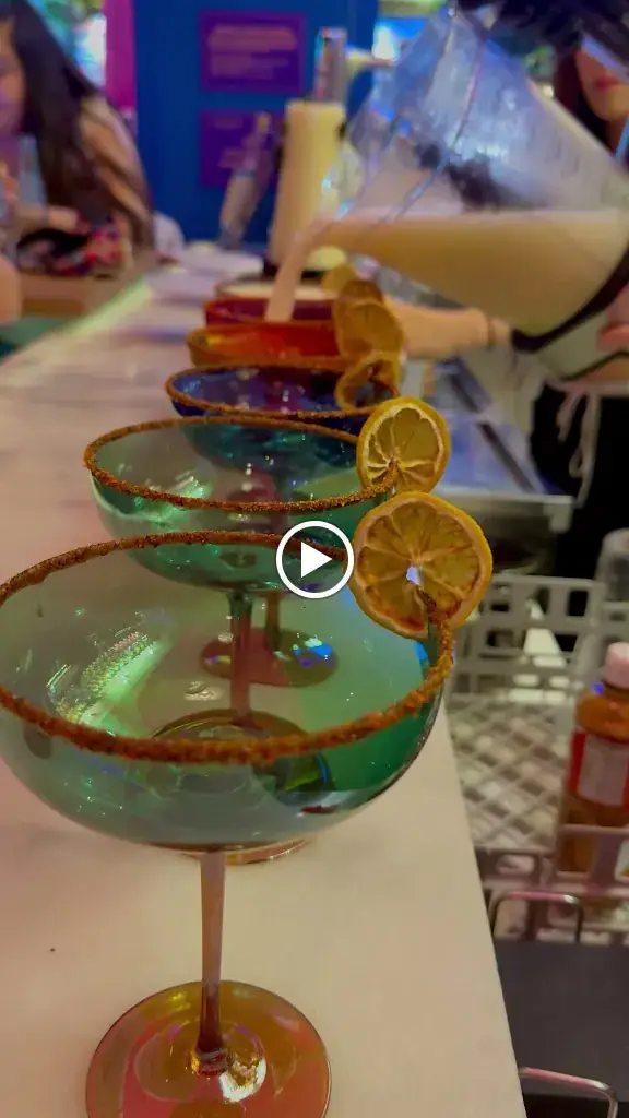 TACOLETOS_Alland_slider_image_2