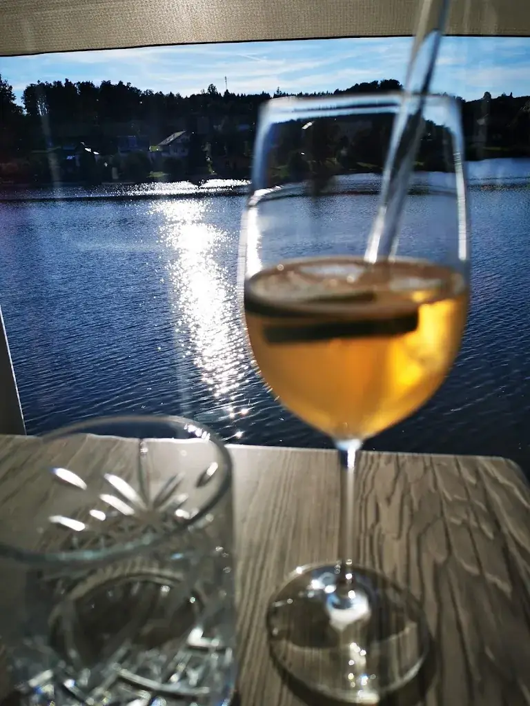 Menu_HORA Restaurant & Weinbar am See_Allentsteig_image_9