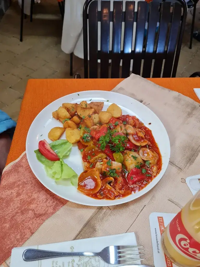 Nicole_Restaurant zum Stadttor in Allentsteig_Allentsteig_avis