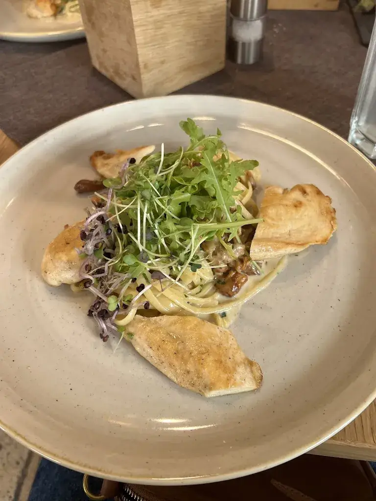 Stella Beeson_Altes Backhaus_Eisenstadt_review