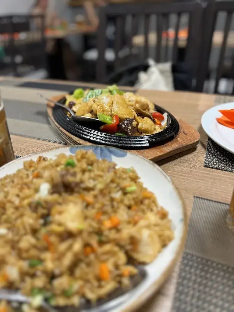 Carlos David_Restaurante Ouhua_Achau_review