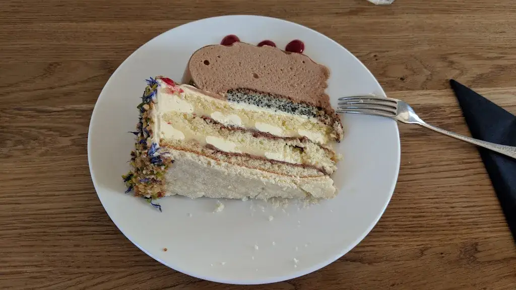 Menu_Schloss Dachau Restaurant | Cafe_Achau_image_7