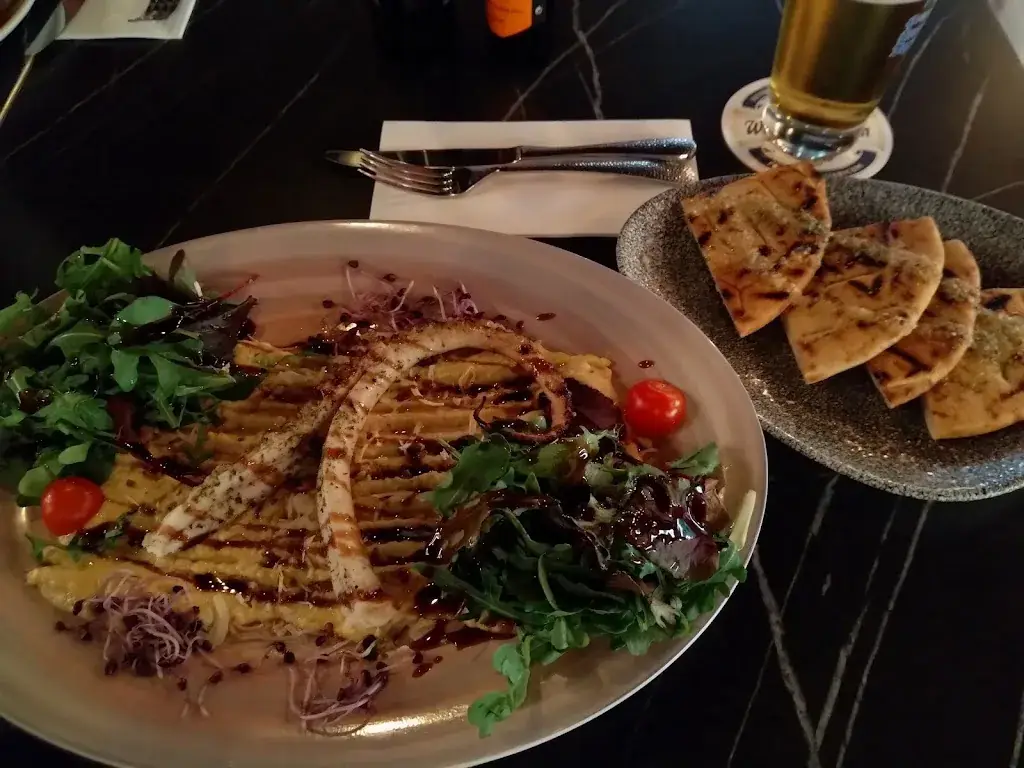 tonći šiško_Brusko Grill Restaurant Dachau_Achau_avis