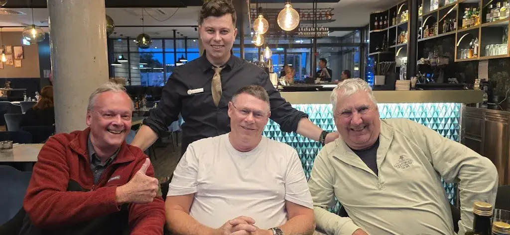 Susan Janega-Baird_Brusko Grill Restaurant Dachau_Achau_avis