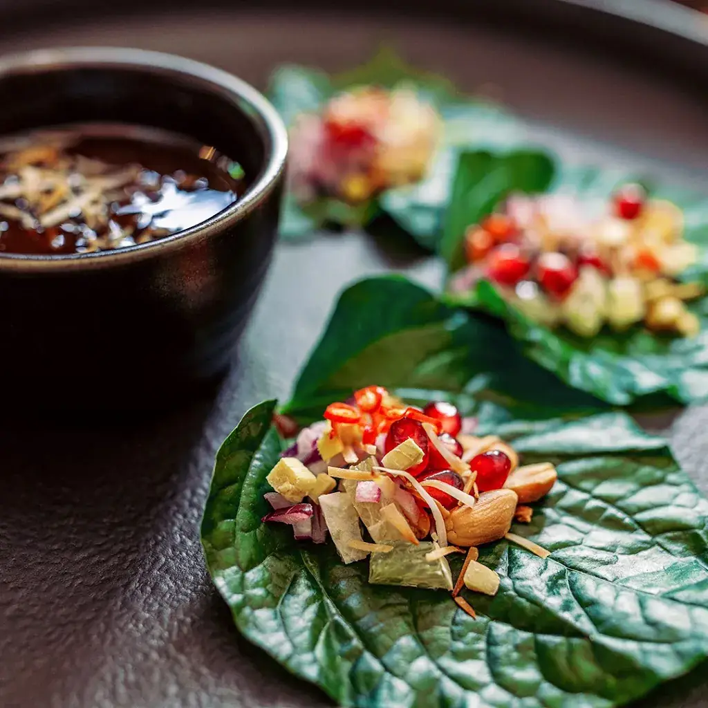 Nightingale Thai Cuisine & Bar_Achau_slider_image_2