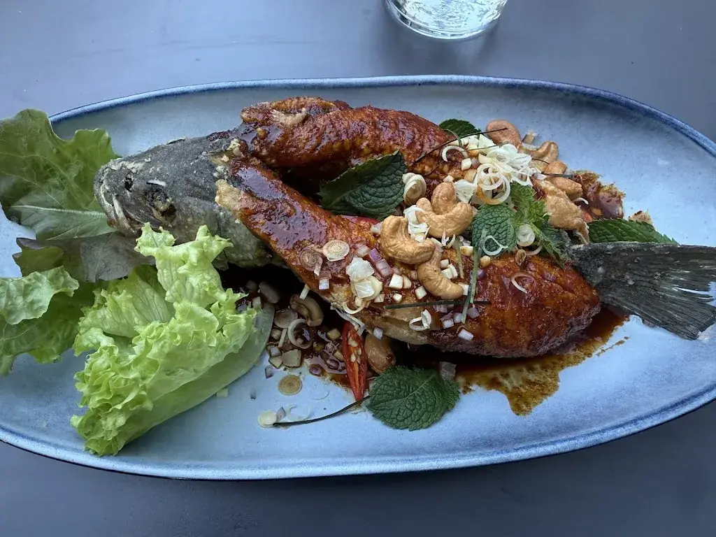 Nightingale Thai Cuisine & Bar_Achau_slider_image_3