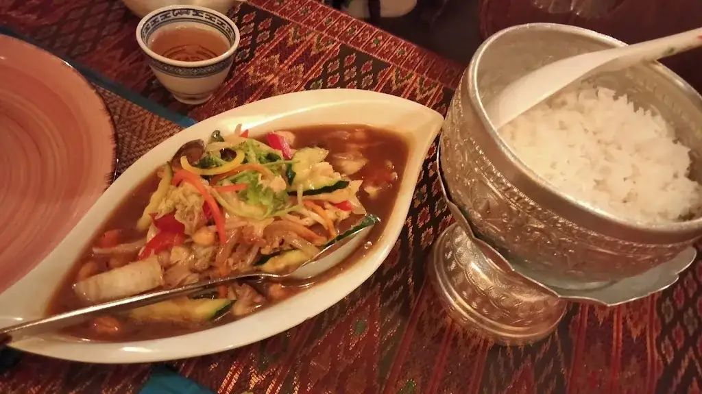 Warren Richards_Thairestaurant Sukhothai_Achau_avis