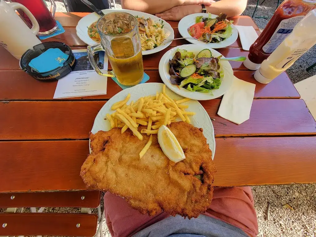 Sabastian Zuhorski_Stadtkeller_Achau_avis