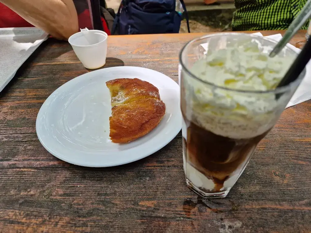 sr k_Schlosswirtschaft Mariabrunn - Restaurant und Biergarten_Achau_avis