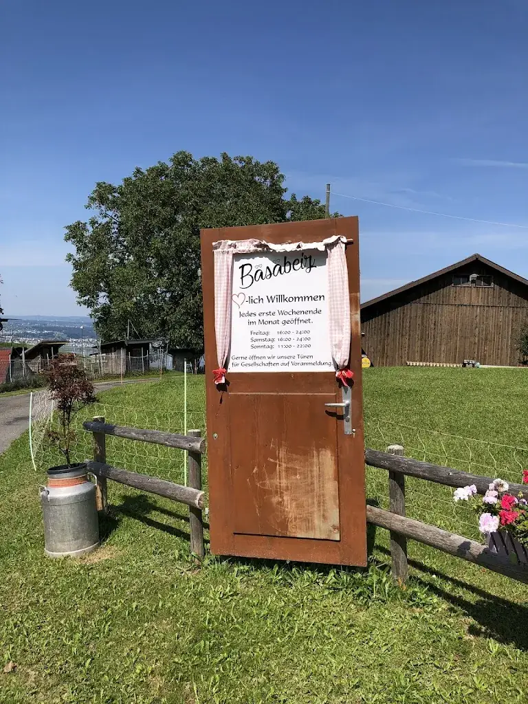 Restaurant Bäsäbeiz_Altendorf_slider_image_3