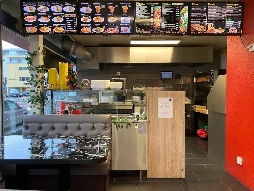 Harlin Pizzakurier-Kebap restaurant à Altendorf