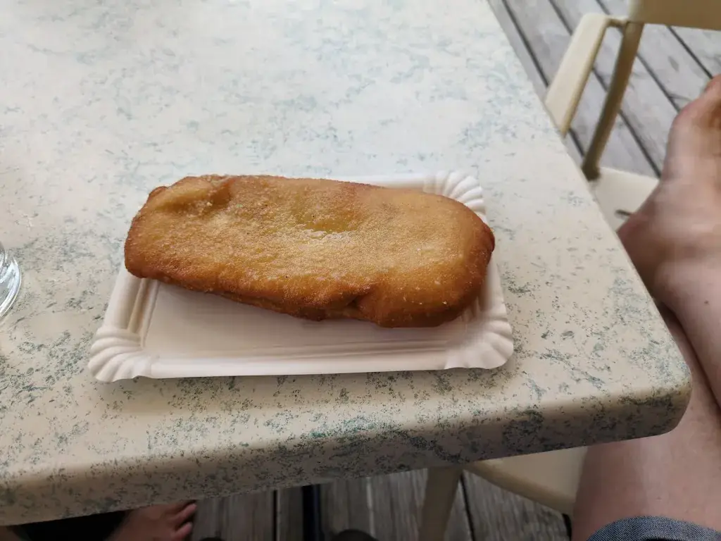 Sabrina Trojan_Stausee-Kantine Forchtenstein_Forchtenstein_review