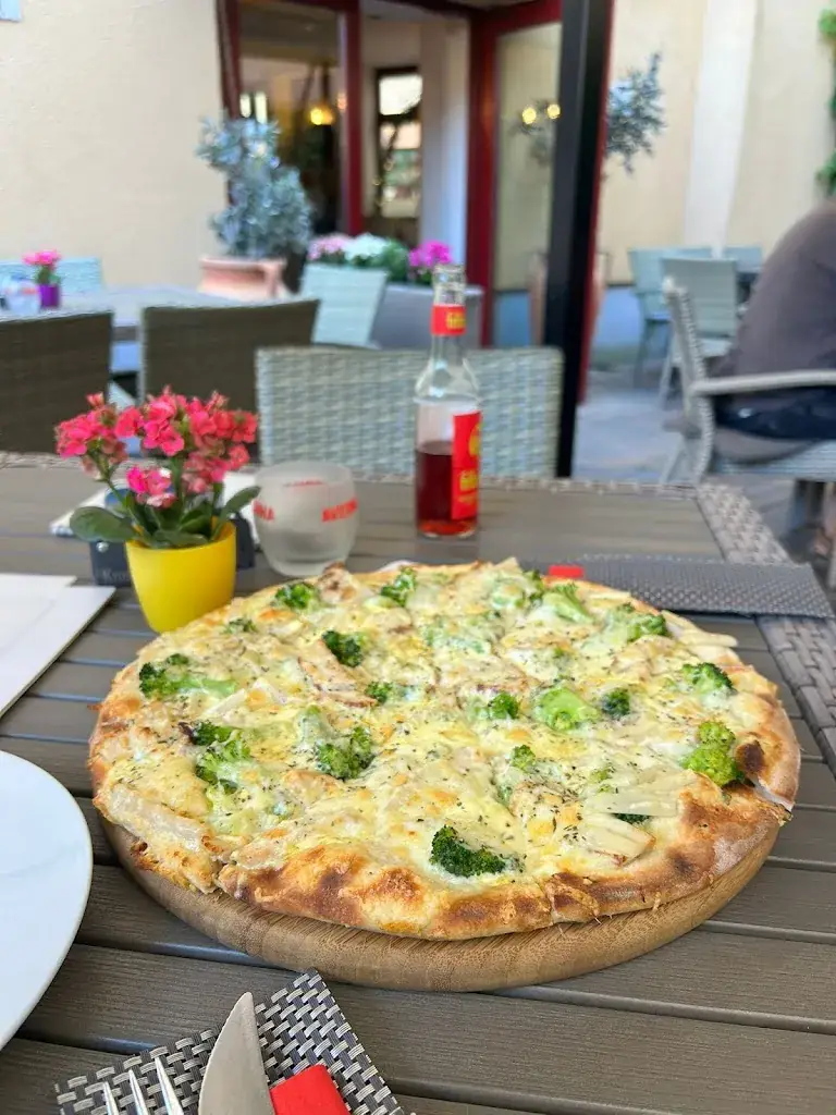 Pizza & Nudelhaus Domizil_Altenburg_slider_image_2