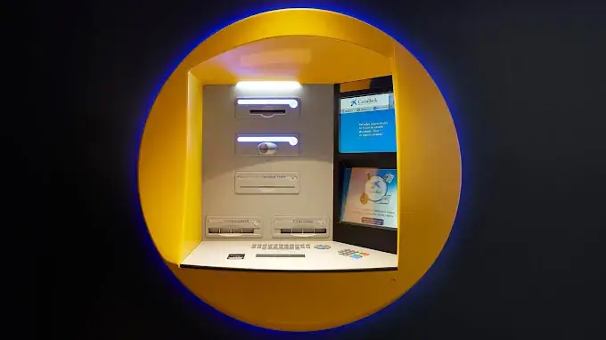 ATM CaixaBank - Cajero_Altenburg_slider_image_2