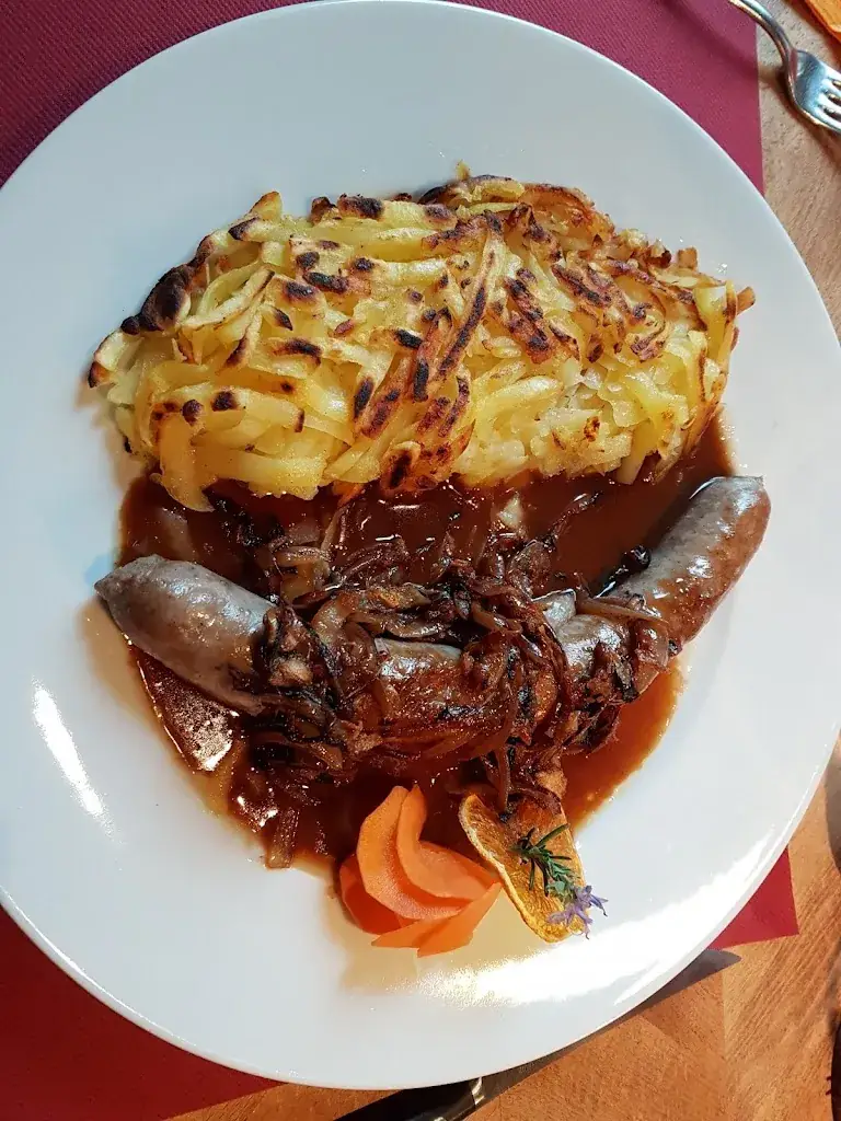 daniel baumgartner_Restaurant Eisenbahn_Zell_avis