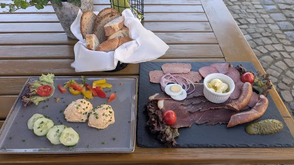 Zum alten Bahnhof_Zell_slider_image_3