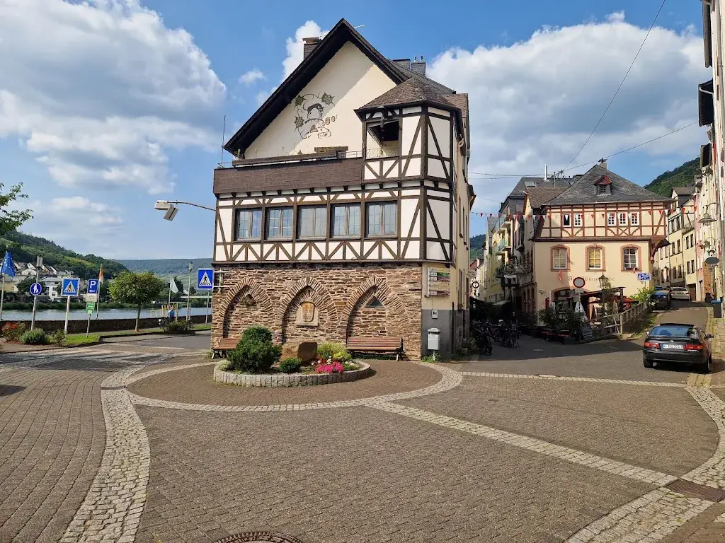 Alte Winzerstube_Zell_slider_image_3