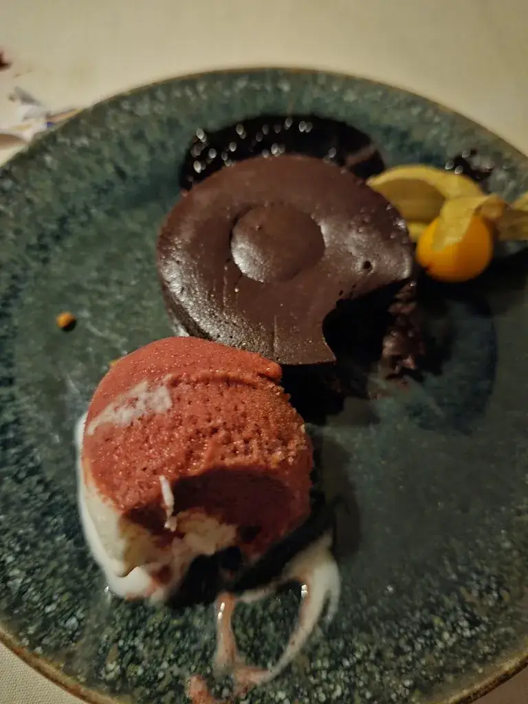 Andrei Beizadea_Restaurant Zum Eichamt_Zell_avis