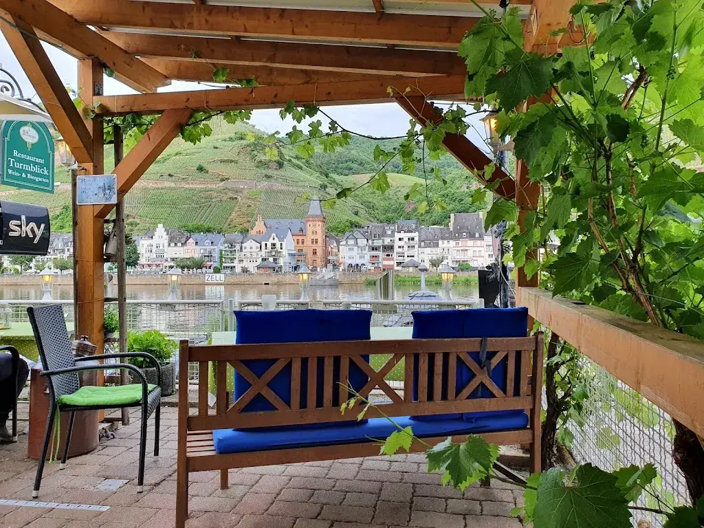 Turmblick restaurant à Zell