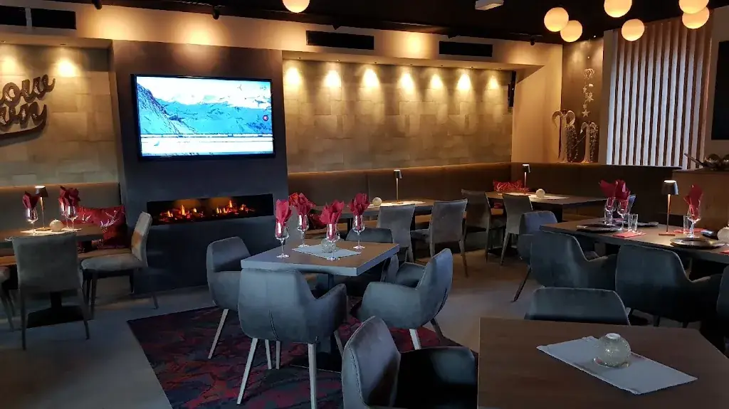 Slow Down restaurant à Zell