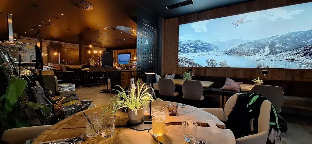 Die Fliegerei_Zell_slider_image_3