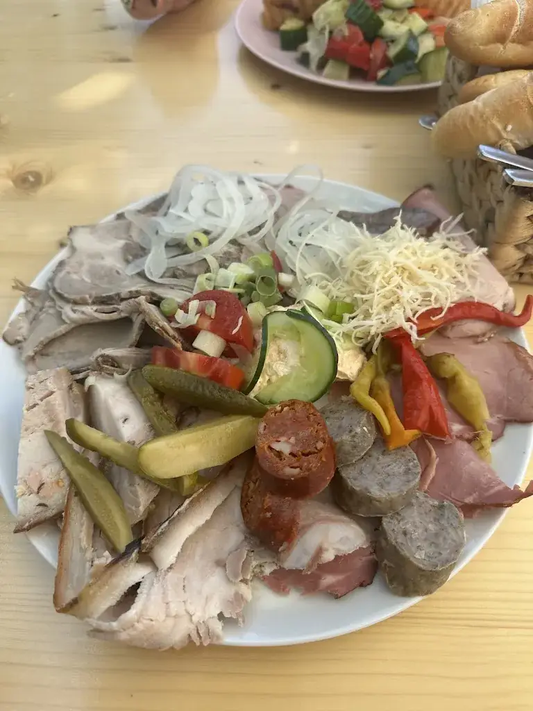 Buschenschank Canky_Edelstal_slider_image_3