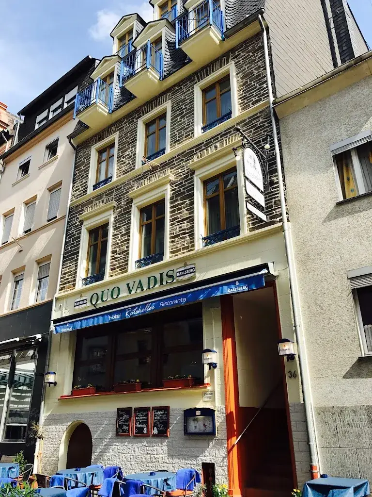 Hotel & Restaurant Ratskeller restaurant à Zell