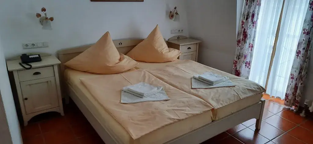 Hotel & Restaurant Ratskeller_Zell_slider_image_2