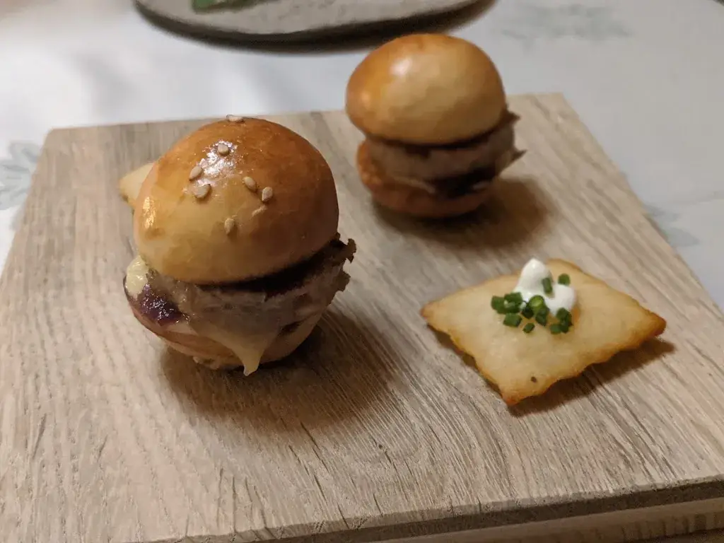 Menu_Schulhaus Tirol_Zell_image_7