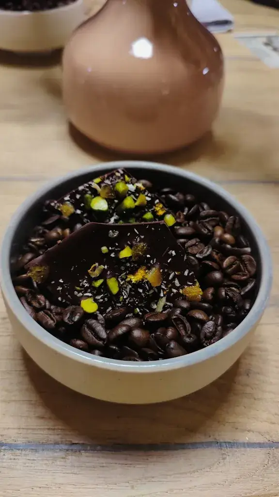 Sindhushree Beleyur_Schulhaus Tirol_Zell_review