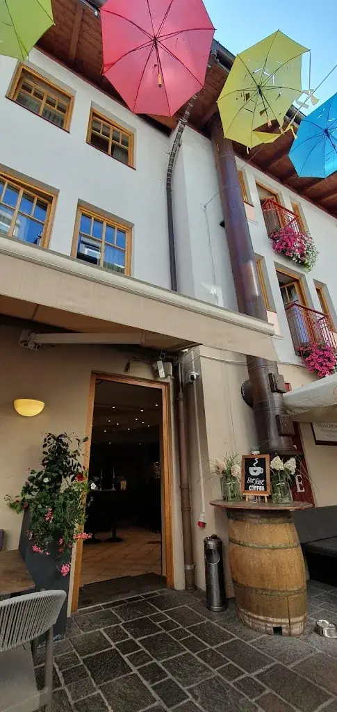 Tiseer almahdi_Restaurant Cella Central_Zell_avis