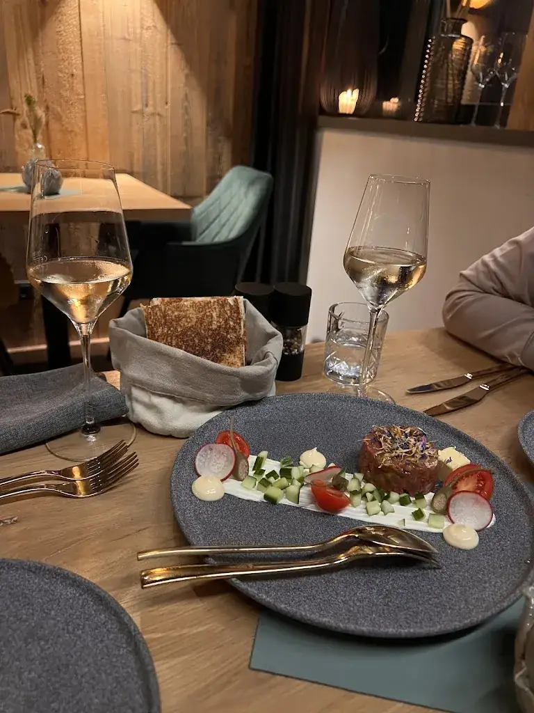 Menu_Village Kitchen Restaurant & Lounge_Zell_image_5