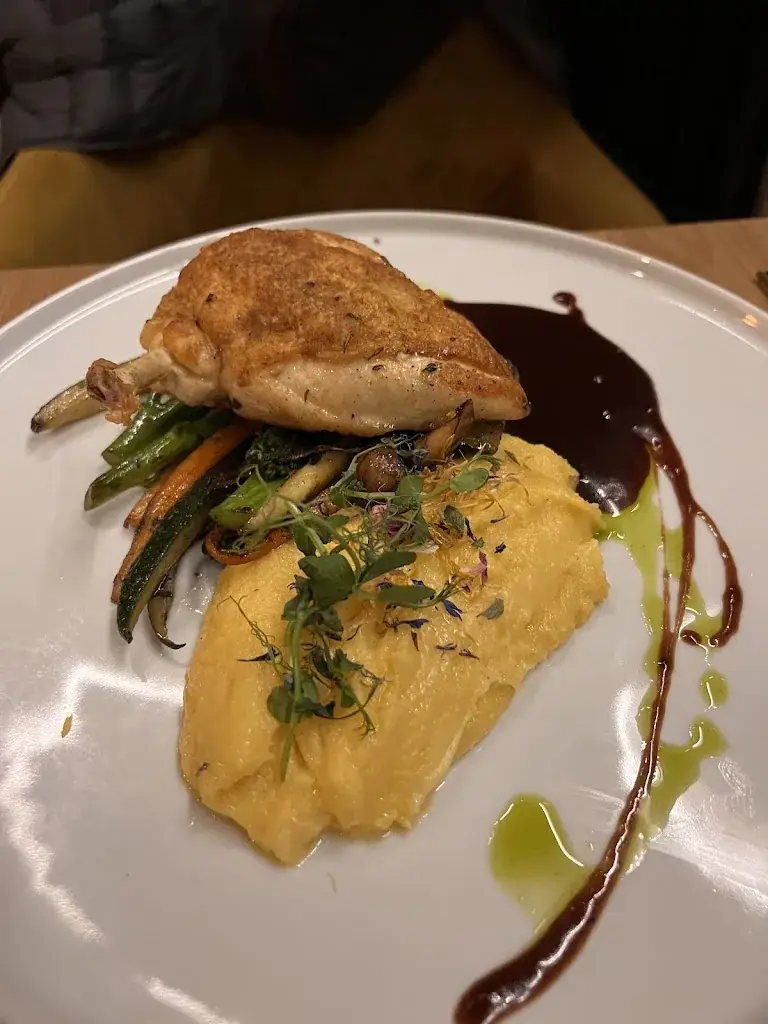 Menu_Village Kitchen Restaurant & Lounge_Zell_image_6