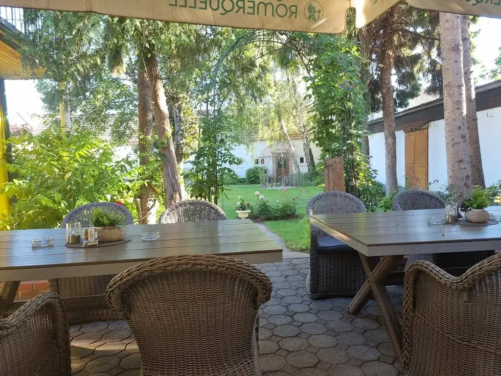 Elisabeth Burkhart_Edelstal_slider_image_1